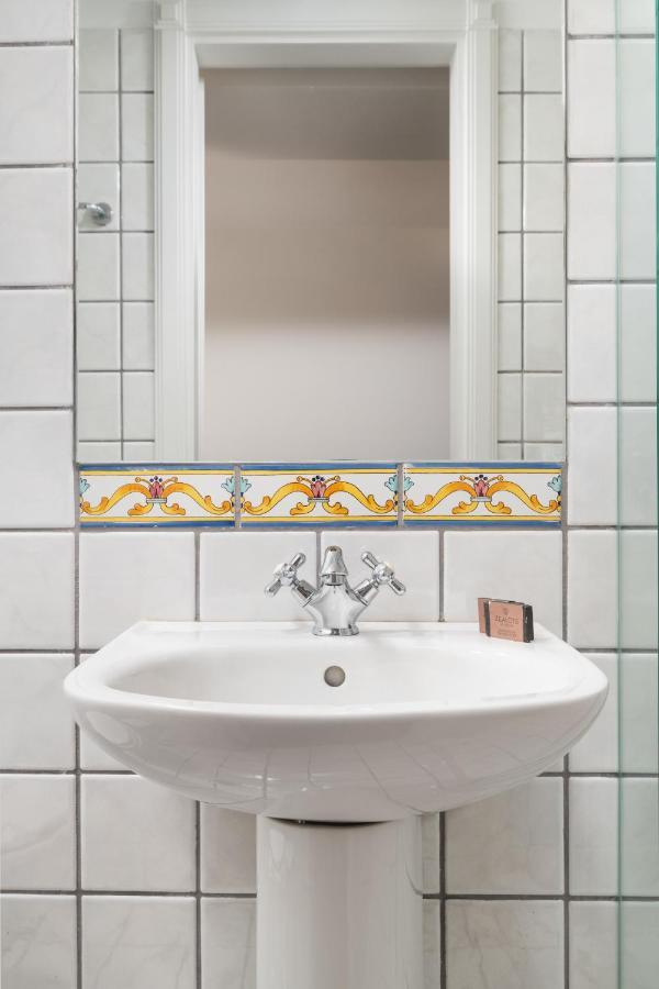 Orion Chania Boutique City House Chrissi Akti Chania Exterior foto