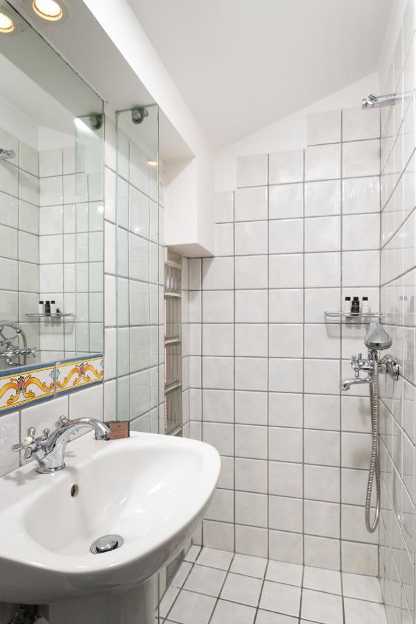 Orion Chania Boutique City House Chrissi Akti Chania Exterior foto